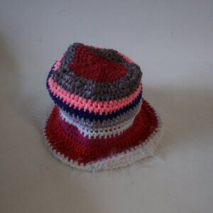 NWT Womens Regina 100% Cotton Assorted Colors Woven Hat W/Furry Trim O/S